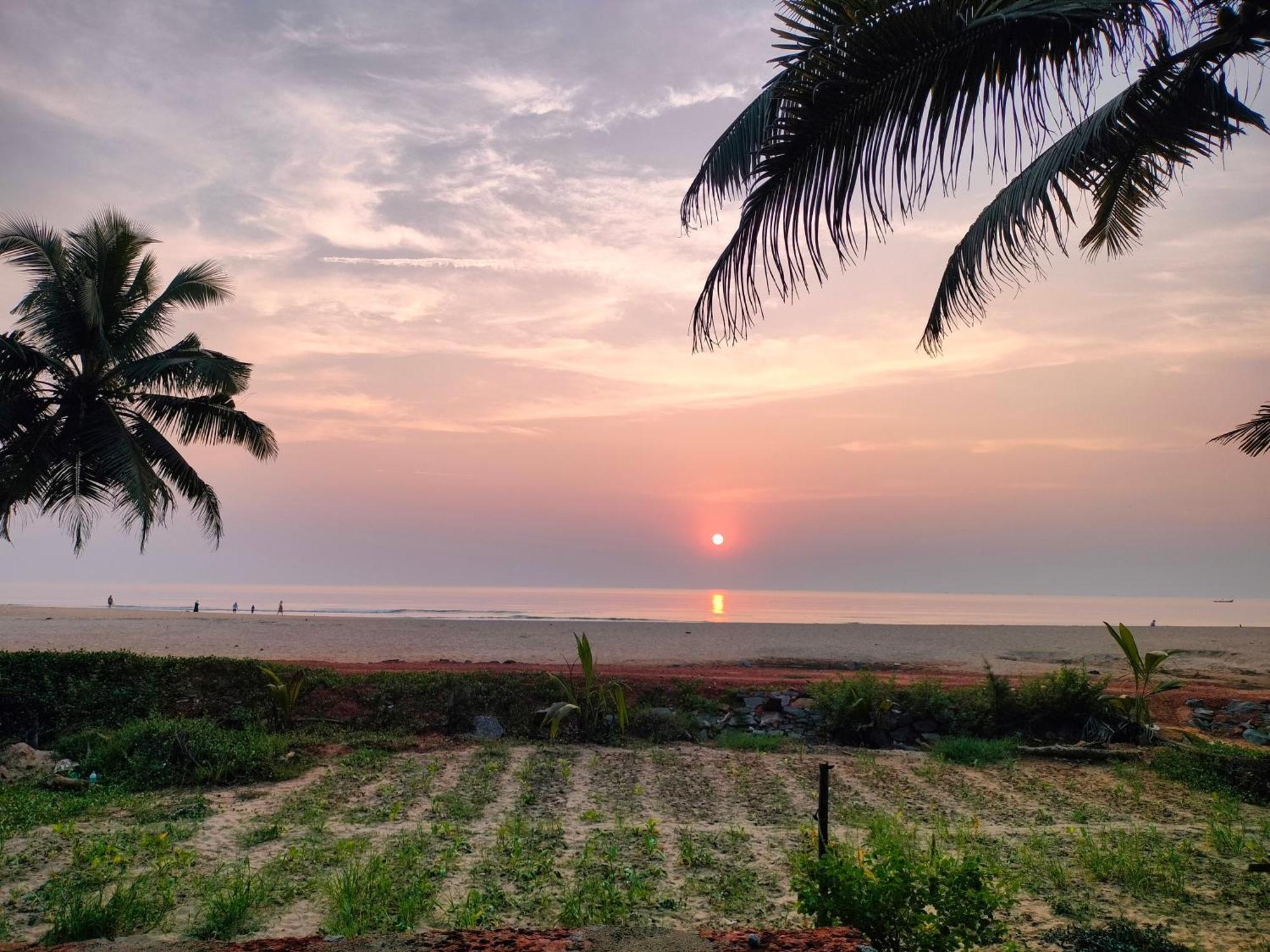 Revibe Beach Hostel Gokarna Gokarna  Extérieur photo